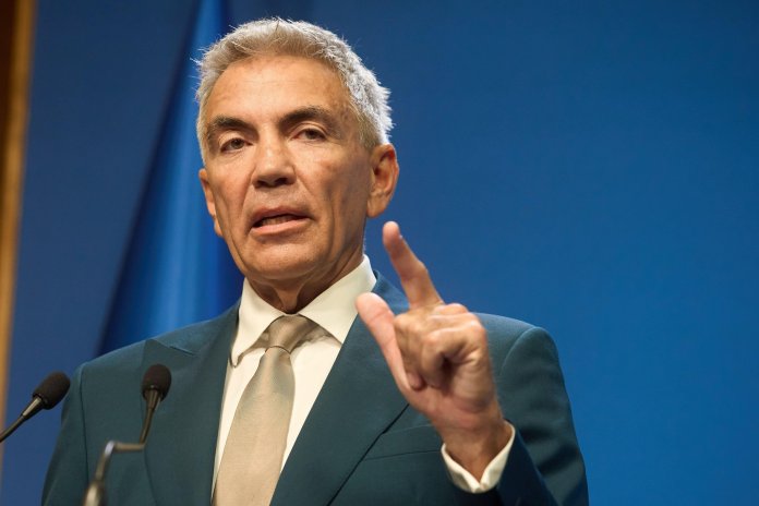 Avertizarea lui Dragoș Anastasiu după ce Oana Gheorghiu i-a urmat în poziția guvernamentală Avertizarea lui Dragoș Anastasiu după ce Oana Gheorghiu i-a urmat în poziția guvernamentală