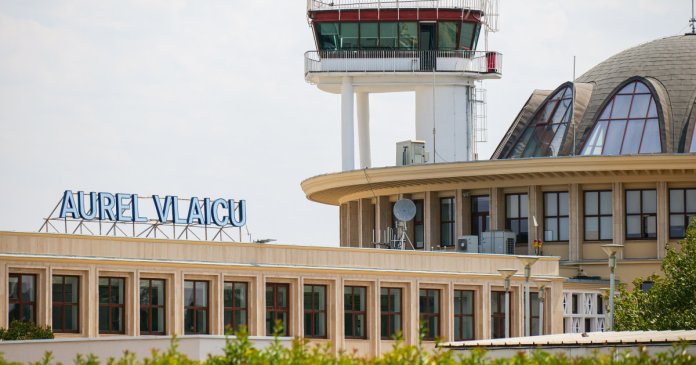 Incident la Aeroportul Băneasa: O aeronavă de mici dimensiuni a ieșit de pe pista de aterizare, deviere de zboruri Incident la Aeroportul Băneasa: O aeronavă de mici dimensiuni a ieșit de pe pista de aterizare, deviere de zboruri