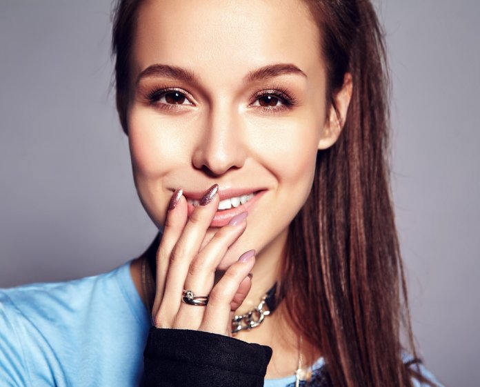 De ce Diamond Nails este alegerea sigură pentru tehnicienii de unghii care vor rezultate constante?