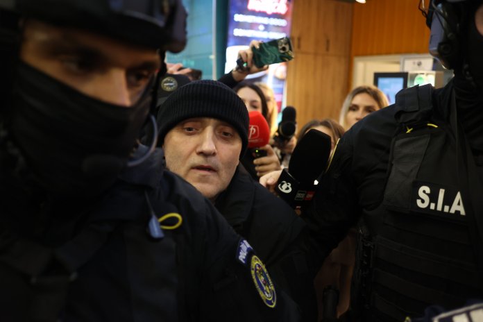 „Primul sprijin pentru președintele Georgescu”: declarația lui Horațiu Potra la sosirea sub escortă în țară