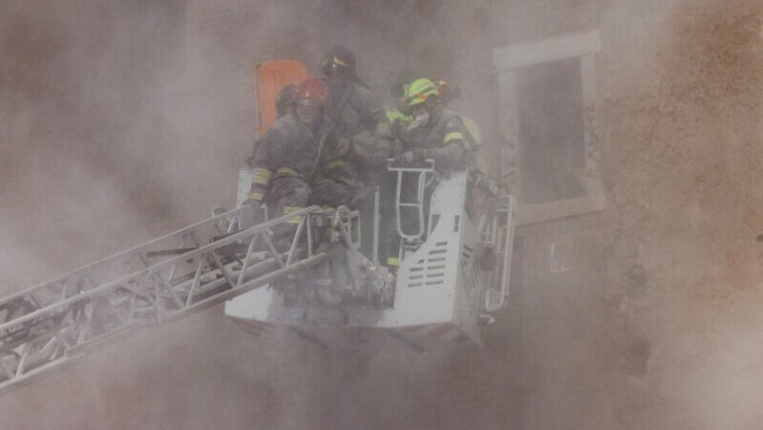 Românul, prins sub ruinele turnului medieval din Roma, a decedat peste noapte în spital.