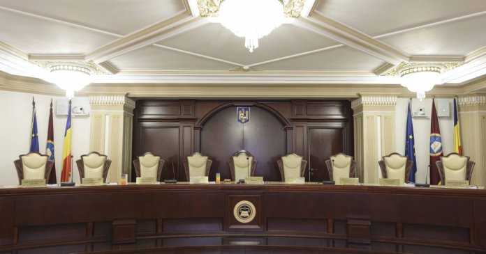 Reacția preliminară a celor patru judecători CCR numiți de PSD, în urma absenței de la întâlnirea de astăzi