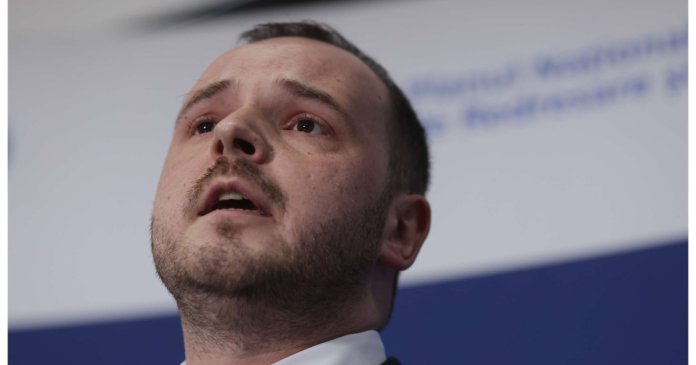 Ministrul Sănătăţii invită sindicatele şi organizaţiile profesionale la negocieri referitoare la gărzile de 12 ore, săptămâna următoare.