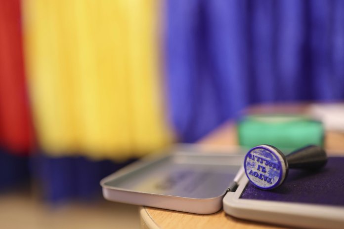 Sondaj CURS: Care partide ar opta bucureștenii la alegerile locale de duminică? Rivalitate acerbă între primele patru formațiuni.