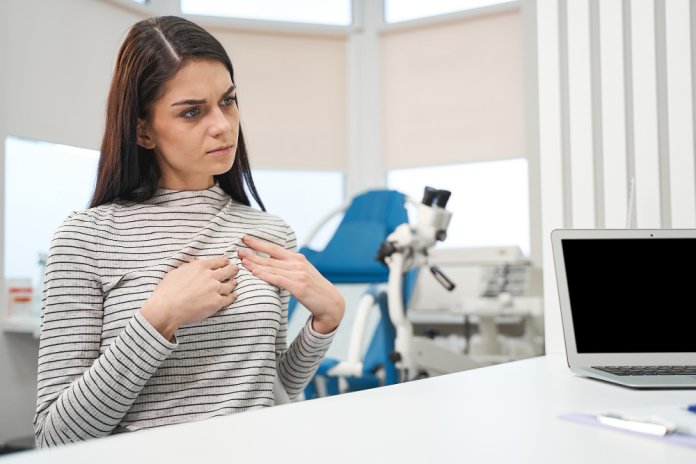 Necroza țesutului după mărirea sânilor: cât de comună este și ce înseamnă, pe bune