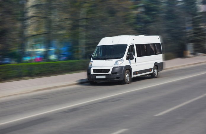 Parchetul European investighează procurarea de microbuze la prețuri exagerate prin PNRR