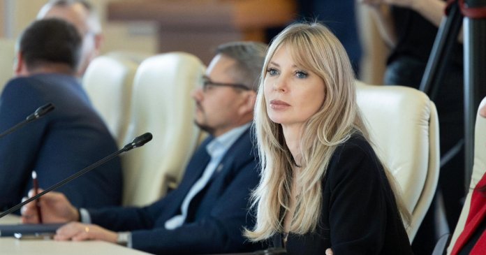 Senatoarea PSD Victoria Stoiciu își prezintă demisia din partid: „Nu voi accepta niciodată normalizarea fascismului”