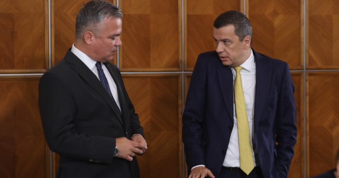 Adrian Veștea prezintă astăzi lista cu miniștri. Premierul desemnat își continuă căutarea voturilor necesare și a cerut asistență din partea AUR.