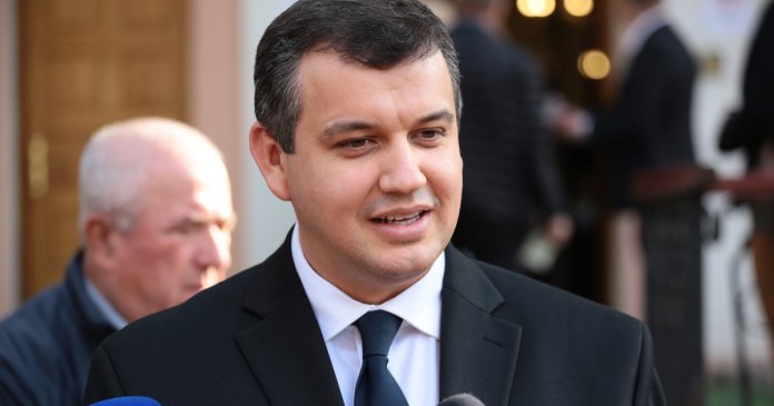 Eugen Tomac, după o conversație de mai bine de o oră cu conducătorii PNL: „Părăsesc acest...