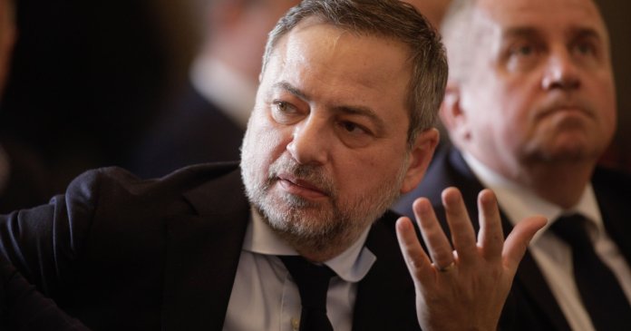 Motreanu, mesaj ironico către PSD: „Măsura salvatoare: agresatul să-l susțină pe agresor”...