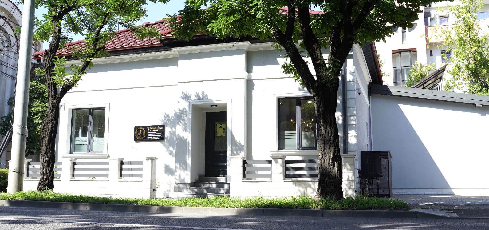cum-alegi-o-clinica-stomatologica-in-cluj-napoca-pentru-toata-familia-recomandarile-dental-chic 2