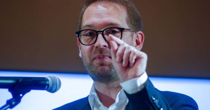 Mesajul ironic al lui Dominic Fritz, la o zi după hotărârea CCR care îi revocă mandatul de primar