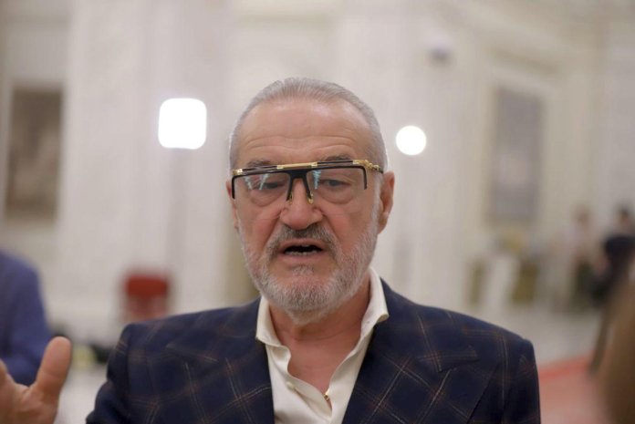 „Reproșuri pentru doi fotbaliști la Sepsi - FCSB: Gigi Becali afirmă că „nu-mi oferi ciocolată din prima și mă supăr” și are opinii nefavorabile despre el”