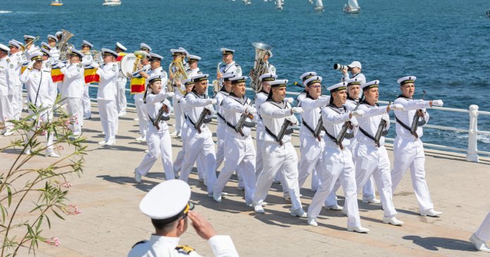 Ziua Marinei: Mai mult de 3.500 de soldați români și internaționali sunt implicați în activitățile de la Constanța. Ilie...